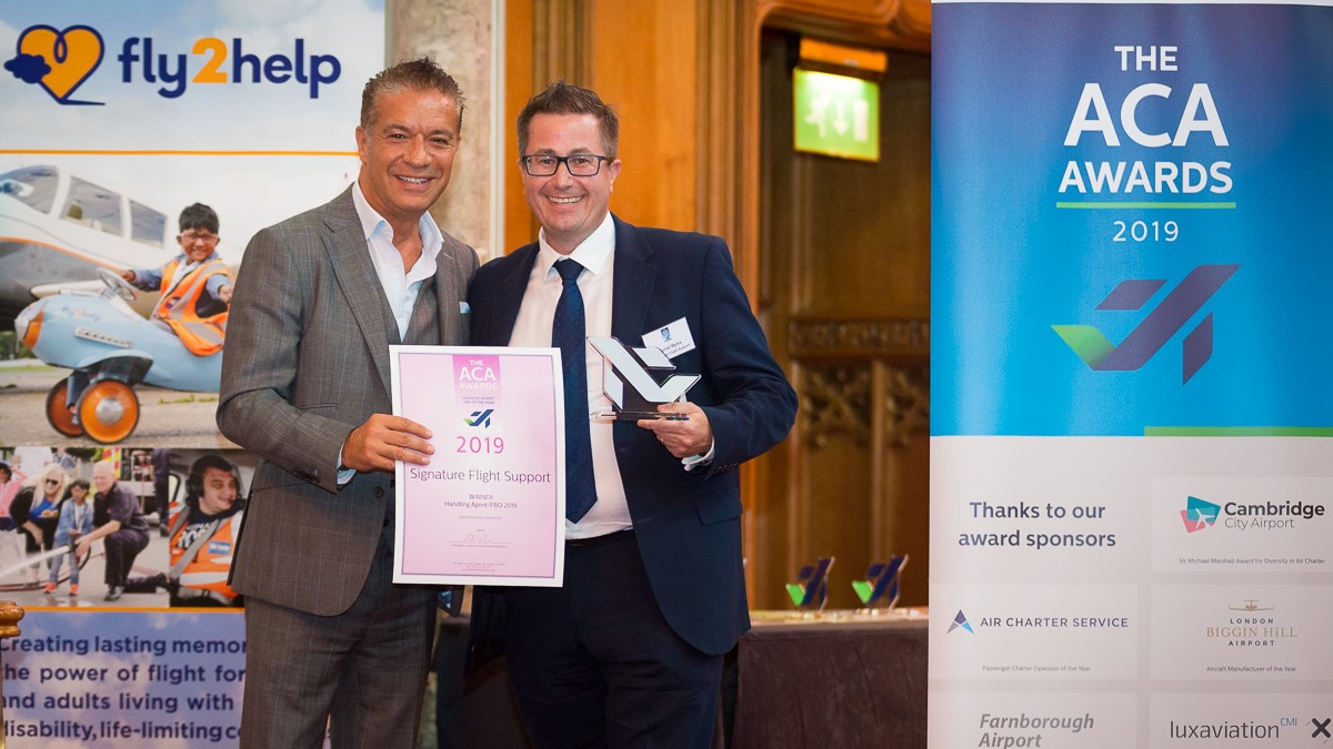 Air Charter 5db0b7b12dfff