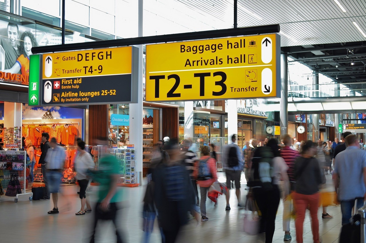 Last year, air traveler traffic jumped by around six percent compared to the previous year, while the world&rsquo;s 20 busiest airports saw just under a 5 percent rise, with more than 1.5 billion passengers using these airports.