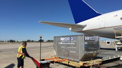 Power Pusher With Freight Arm Moving Airline Power Pusher With Freight Arm Moving Airline