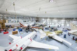 Dialight Vigilant LED High Bay hanging over an airplane in Duncan Aviation’s Battlecreek, Michigan hangar. The LED lights drastically improved the facility’s visual acuity. Dialight Vigilant LED High Bay hanging over an airplane in Duncan Aviation’s Battlecreek, Michigan hangar. The LED lights drastically improved the facility’s visual acuity.