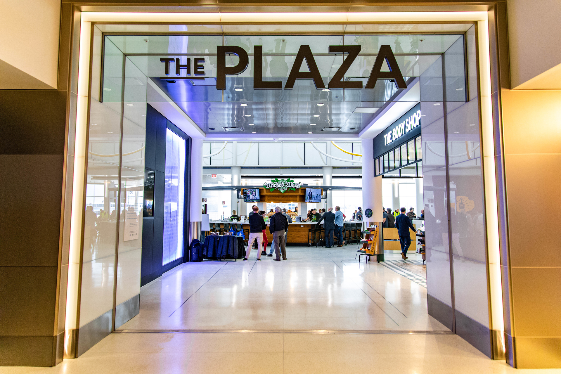 The expansion also touts a Mother&rsquo;s Room, Pet Relief Area, restrooms, terrazzo flooring and lounge seating with views of the airfield. Integrated power is available in select chairs and tables, which allows passengers to charge their various electronic devices.