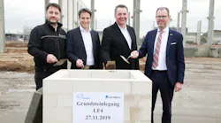 Foundation Stone Laid for Swissport Air Cargo Warehouse at Frankfurt Airport’s CargoCity South. (from the left: Mike Flörke, Division Manager at Goldbeck, Felix Kreutel, Senior Vice President of Real Estate and Properties at Fraport AG, Karl-Heinz-Dietrich, Senior Executive Vice President Retail and Properties at Fraport AG, Willy Ruf, Senior Vice President Central & Eastern Europe von Swissport)