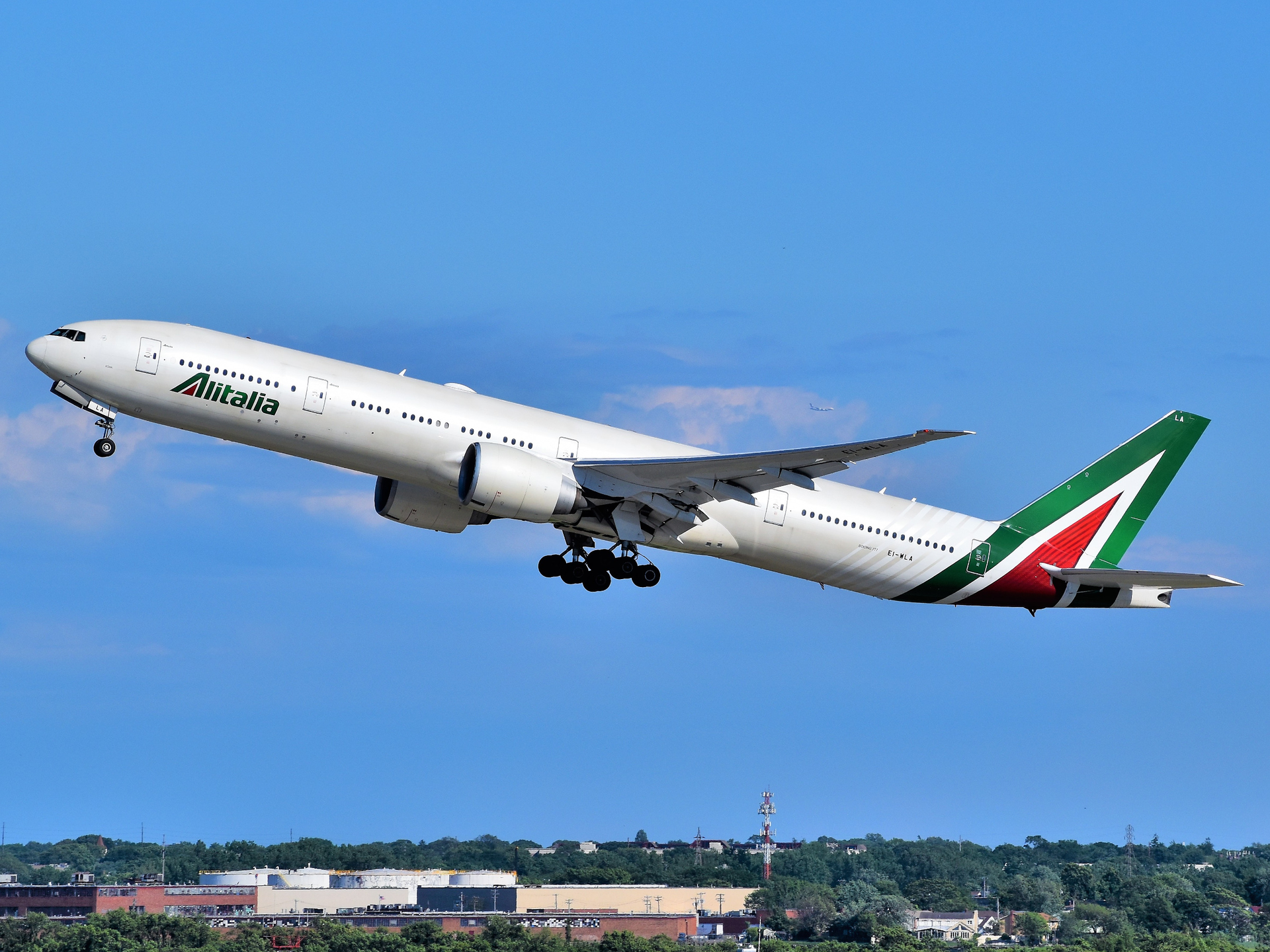 Alitalia Boeing 777 3 Q8 Er Ei Wla Departing Jfk Airport 1 5e00d2290e3e0