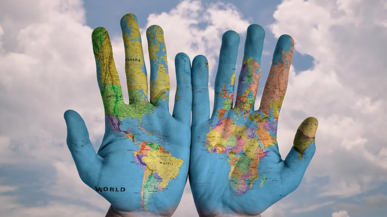 World 5e27125fa4c57