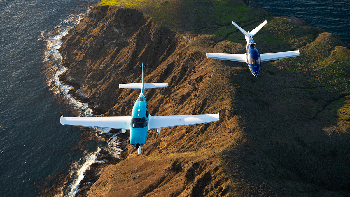 Cirrus Aircraft Delivers Record Year Fueled By Vision Jet Growth Aviation Pros
