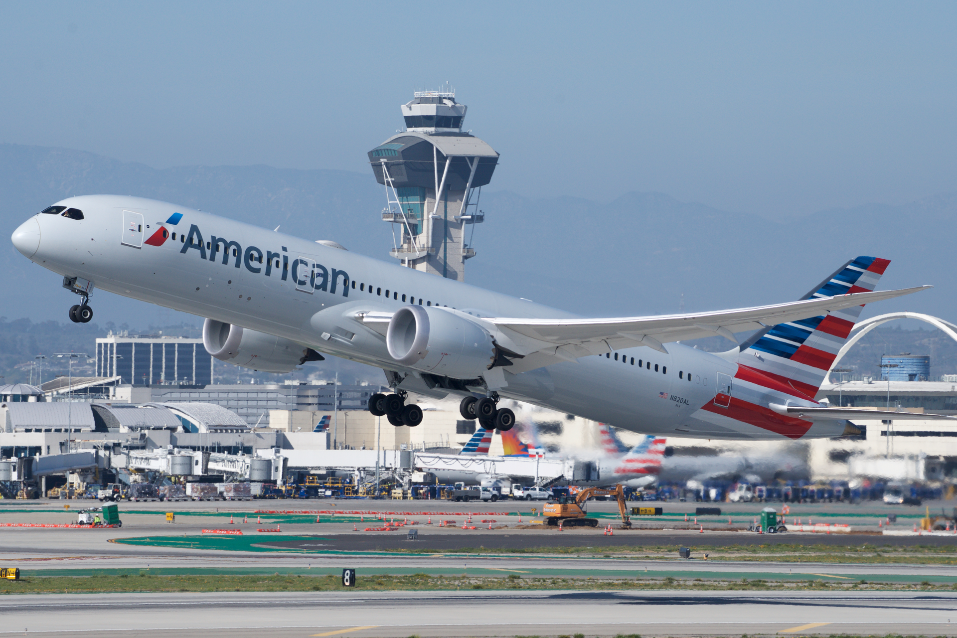 American Airlines Boeing 787 9 N820 Al (41340276671)