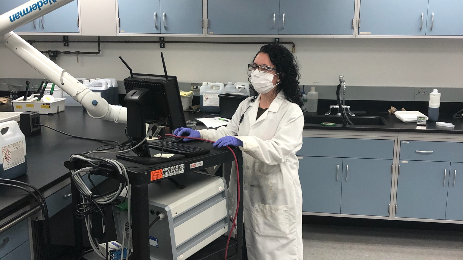 Sarah Medieros in Lab.