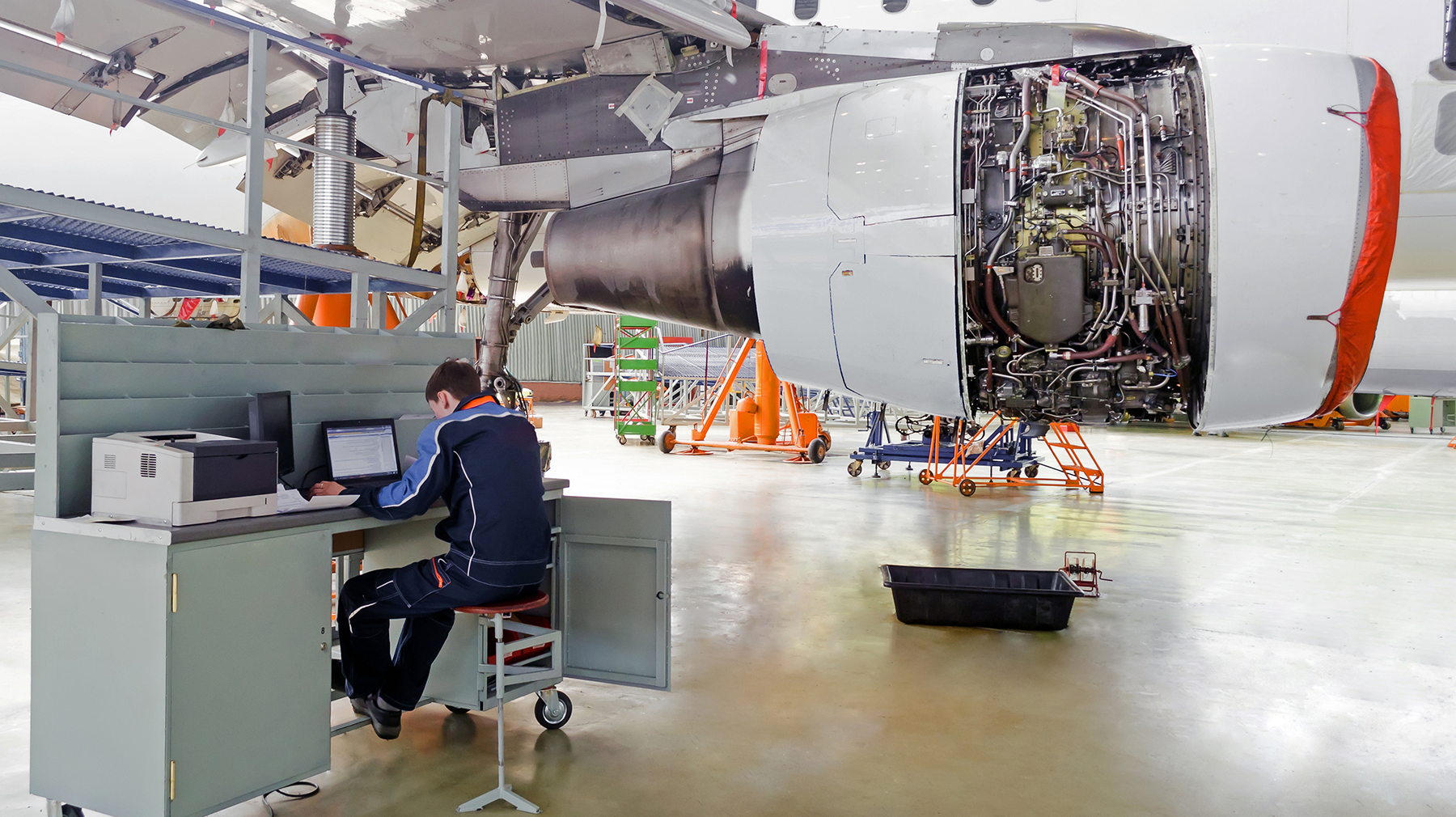 Aircraft Maintenance Technician At A Workstation In A Maintenance Hangar 5e7cdf9f54c8c 5eac258ae6a37