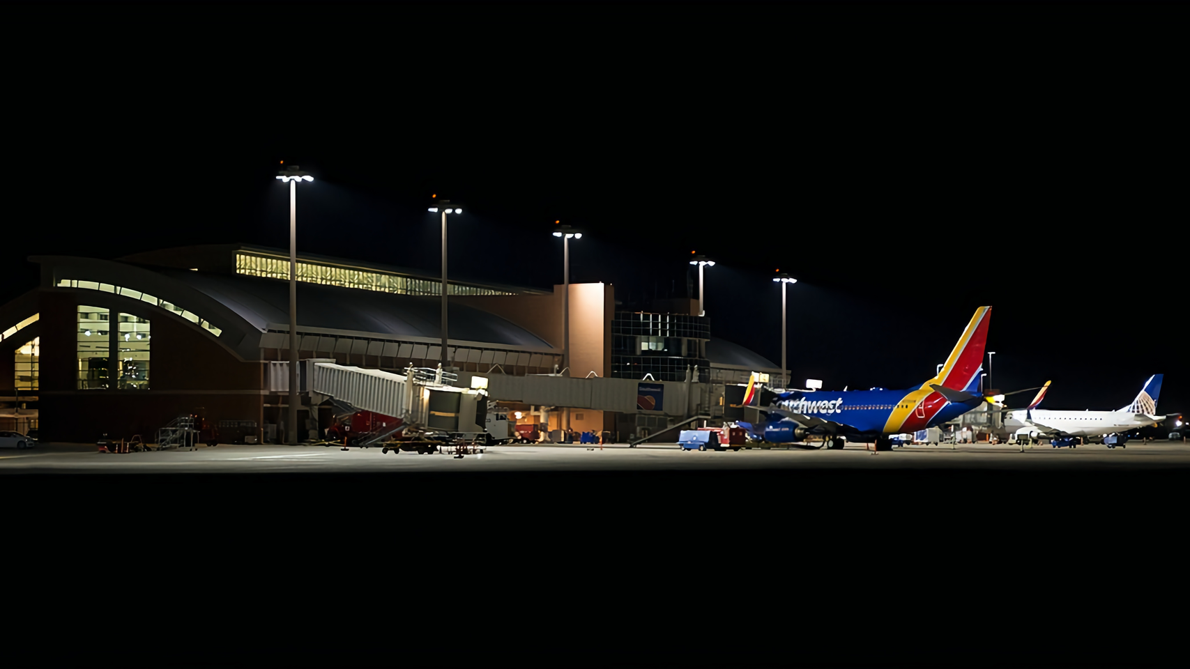 Midland Airport Photo