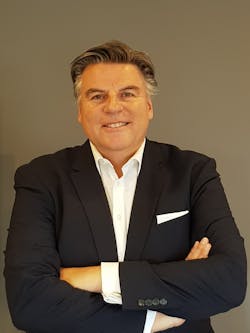 Henning Dieter 5ef0b8d9cbed5 Henning Dieter 5ef0b8d9cbed5