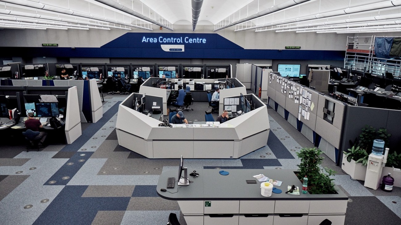 Austro Control recently awarded Rohde & Schwarz a contract to merge two existing full IP voice communications systems (VCS) into the latest CERTIUM VCS-4G with higher availability and geographical quad-redundancy. T