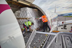 Loading Inside Medium 5f3a81be8f738