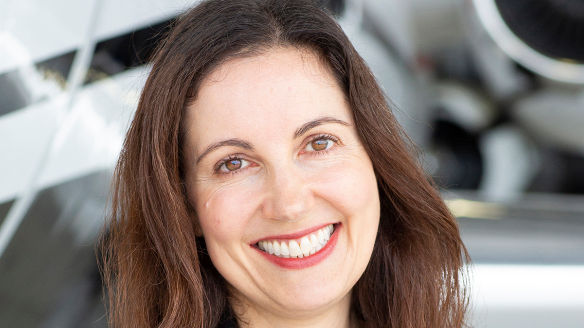 Kelly Pappas Headshot (1200x1200 @ 300 Dpi)