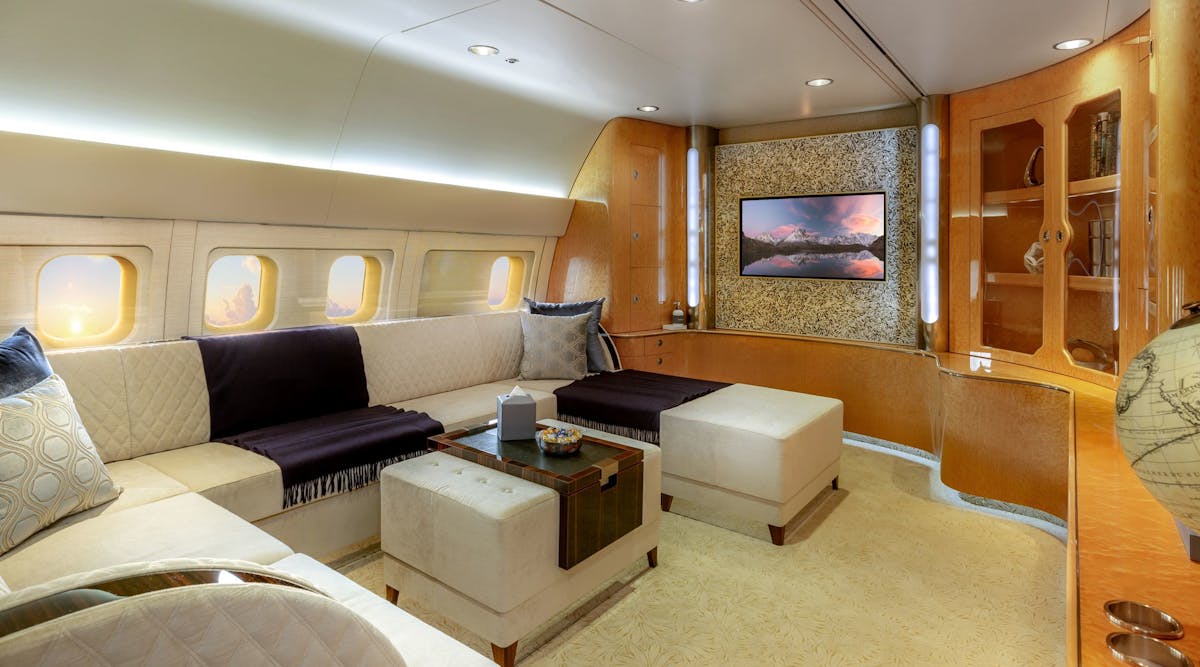 2020 10 Comlux Sky Lady Private Lounge