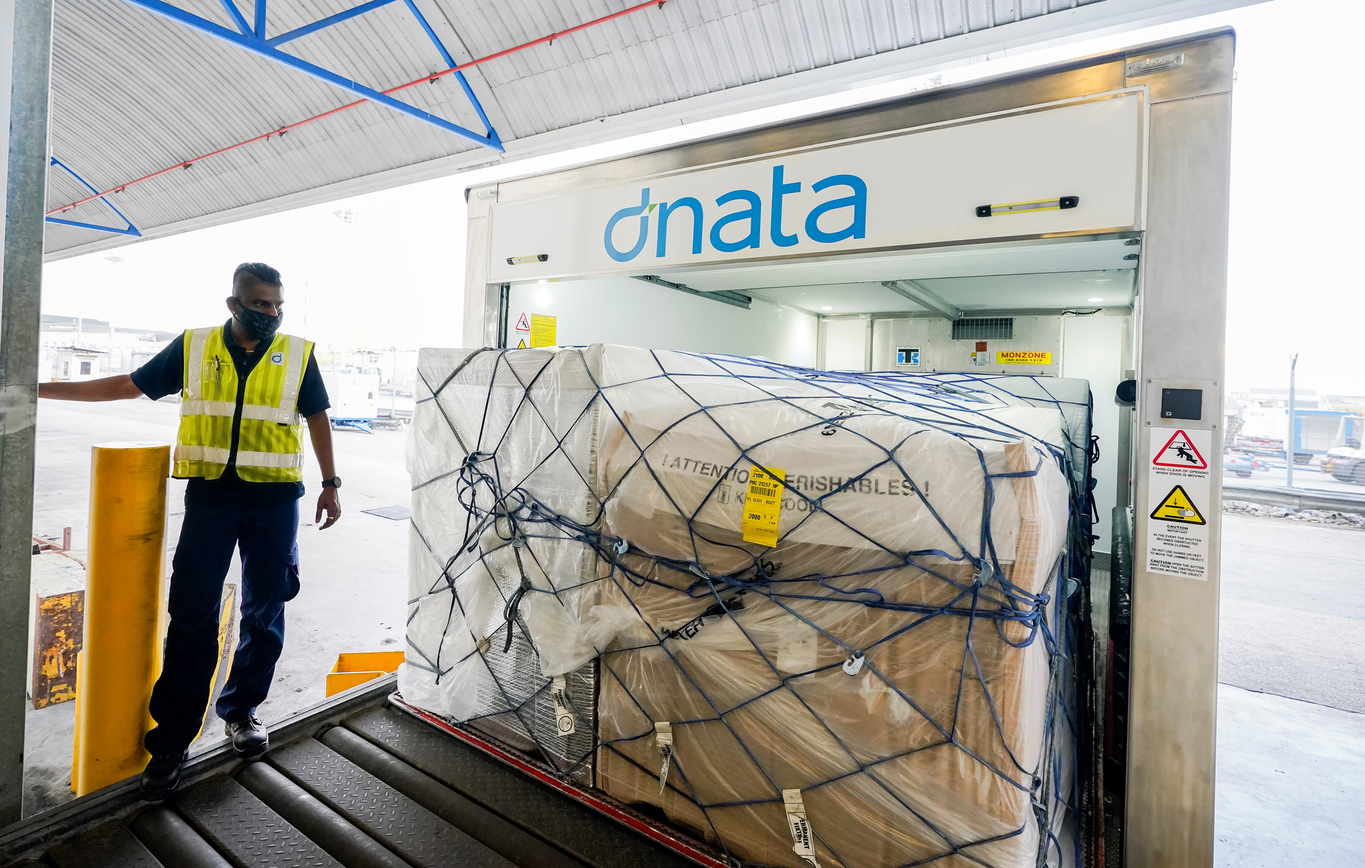 dnata lost baggage