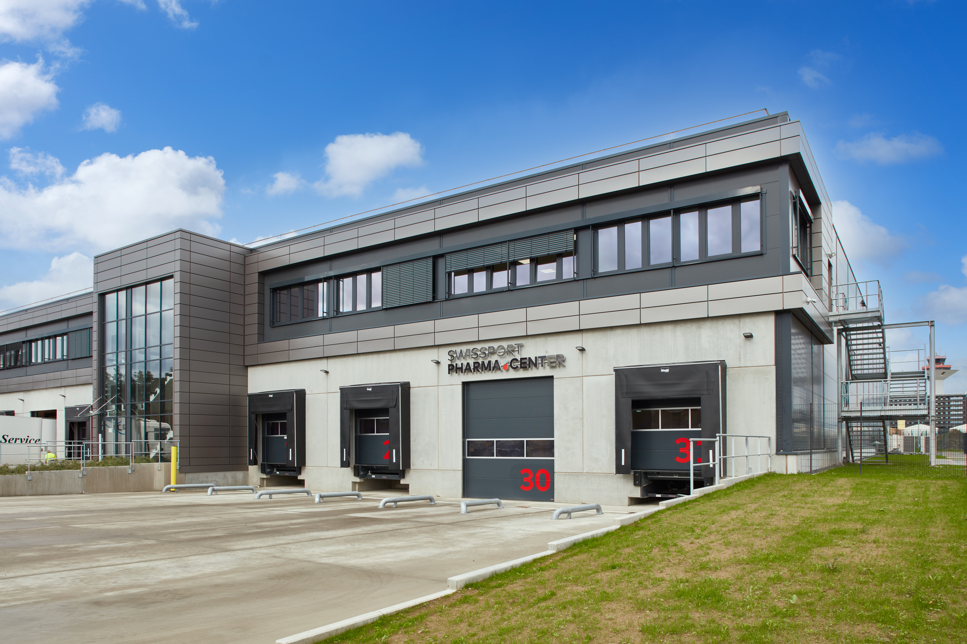 20201102 Fra Csc Warehouse Opening Landside View 1 5fa298c851d74