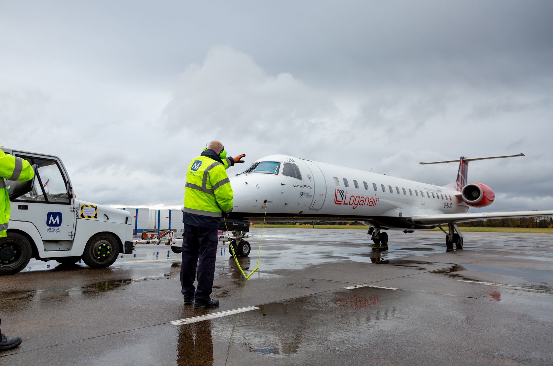 Menzies Loganair 2 5fb26dffc33de