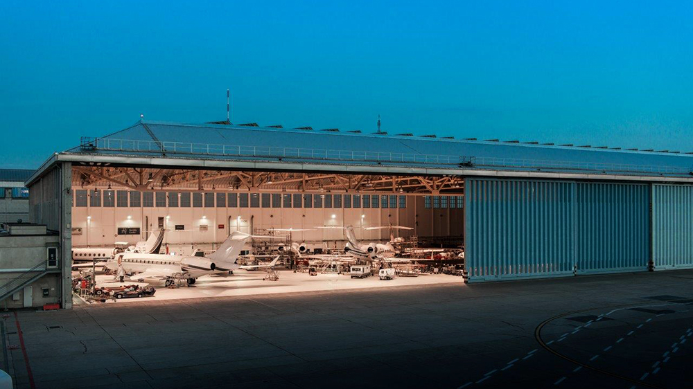 Jet Aviation Geneva Hangar 2 5fd1033728687