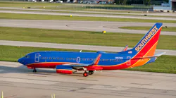 Boeing 737 700 Of Southwest Airlines Preparing To Takeoff Kcmh 1