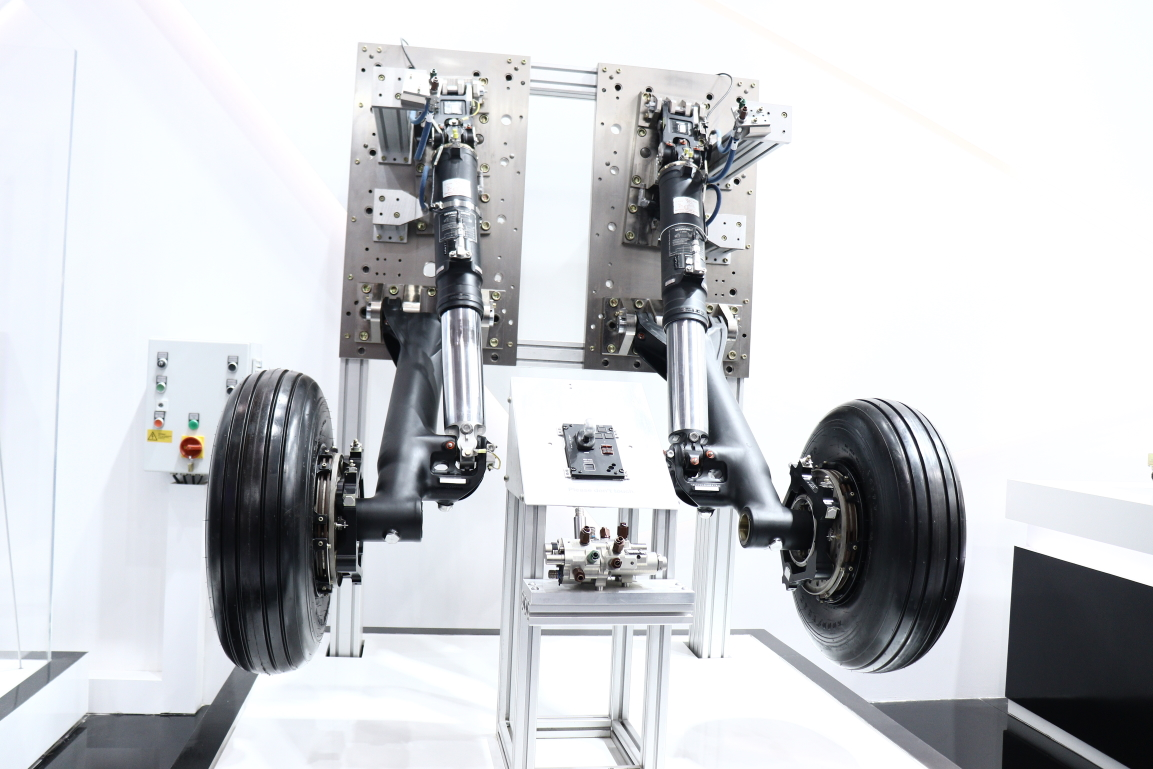 Liebherr Helicopter Landing Gear Copyright Liebherr 600f44d94d8b3