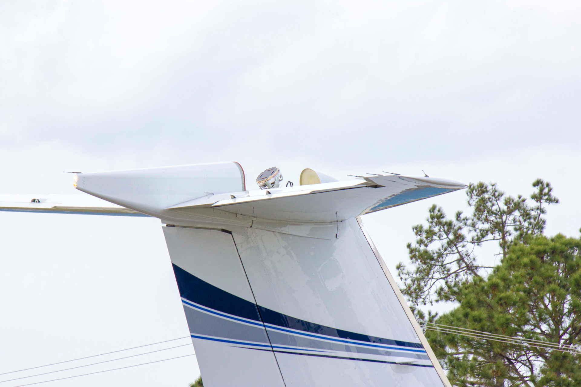 The Plane Simple Ku Band Tail Mount Antenna Installed On Sd Gulfstream Aircraft For Validation