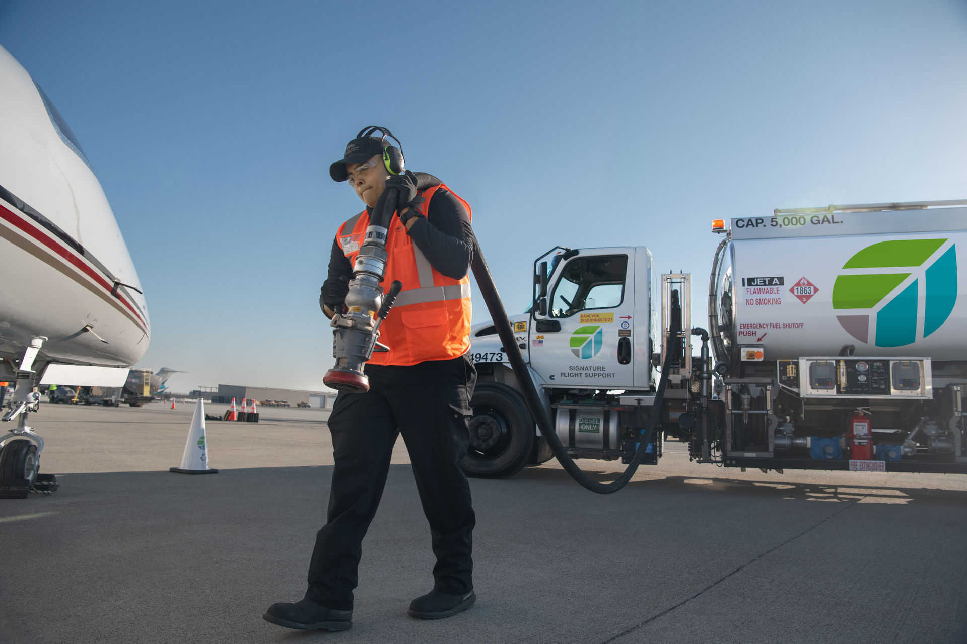 03 Renew Line Service Technician 606f0473e357b