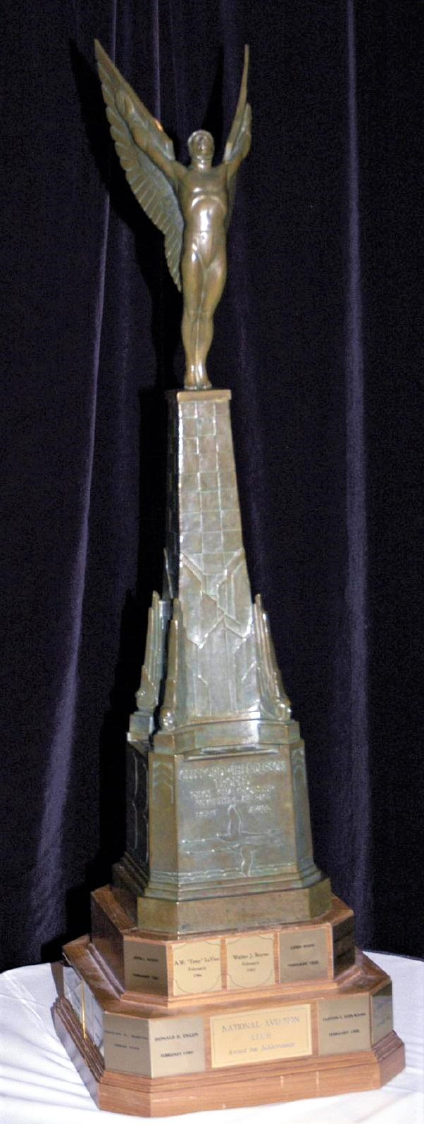 The Clifford Henderson Trophy.