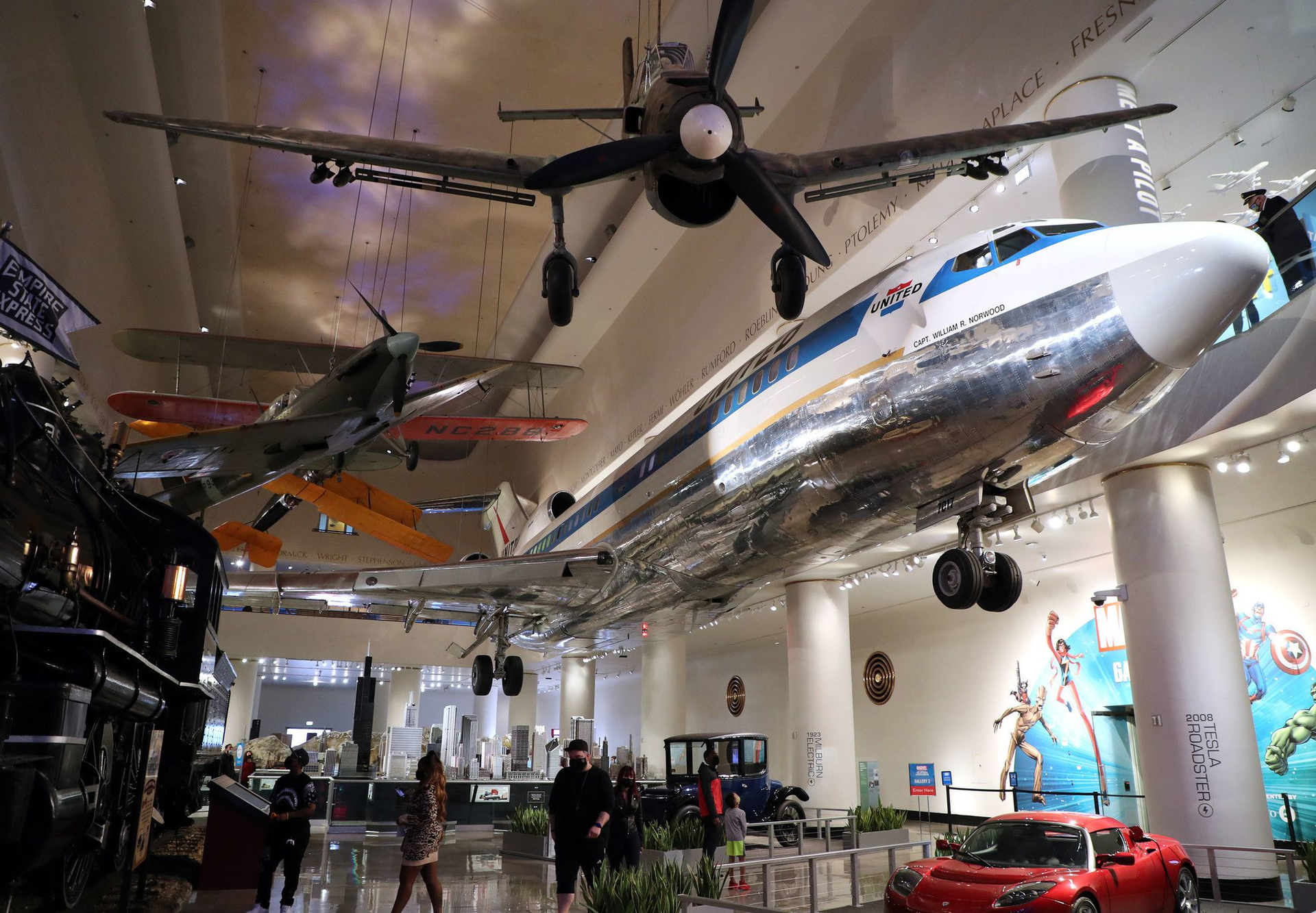 The Boeing 727 exhibit 'Take Flight' at the Museum of Science and Industry in Chicago, has been revised and renovated.