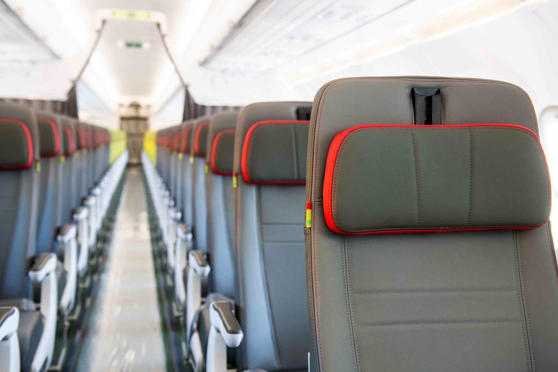 Tap Airlines Recaro1