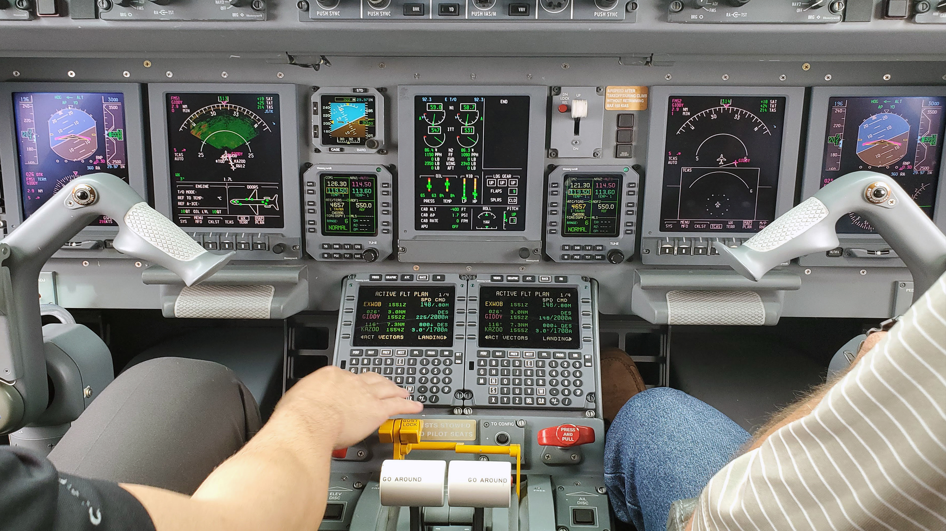 Duncan+aviation+complete+emraer Legacy Fms Fans St Cs