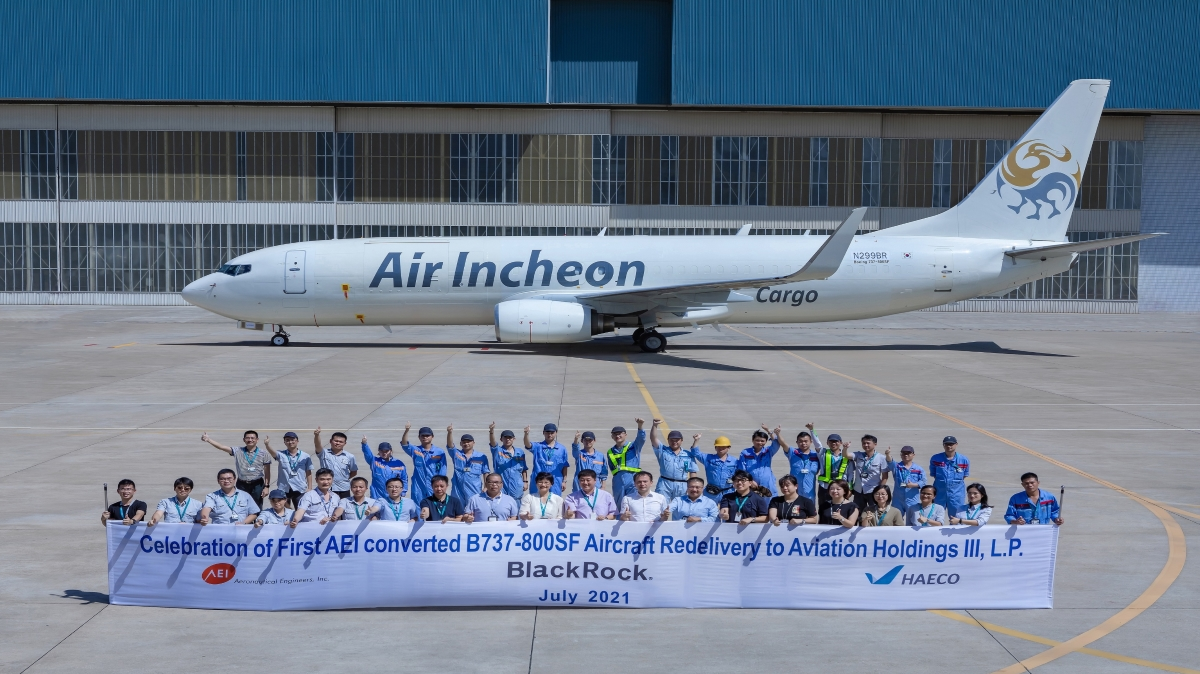 HAECO Xiamen and AEI celebrate the redelivery of the first Boeing 737-800SF converted freighter to Aviation Holdings III, L.P.