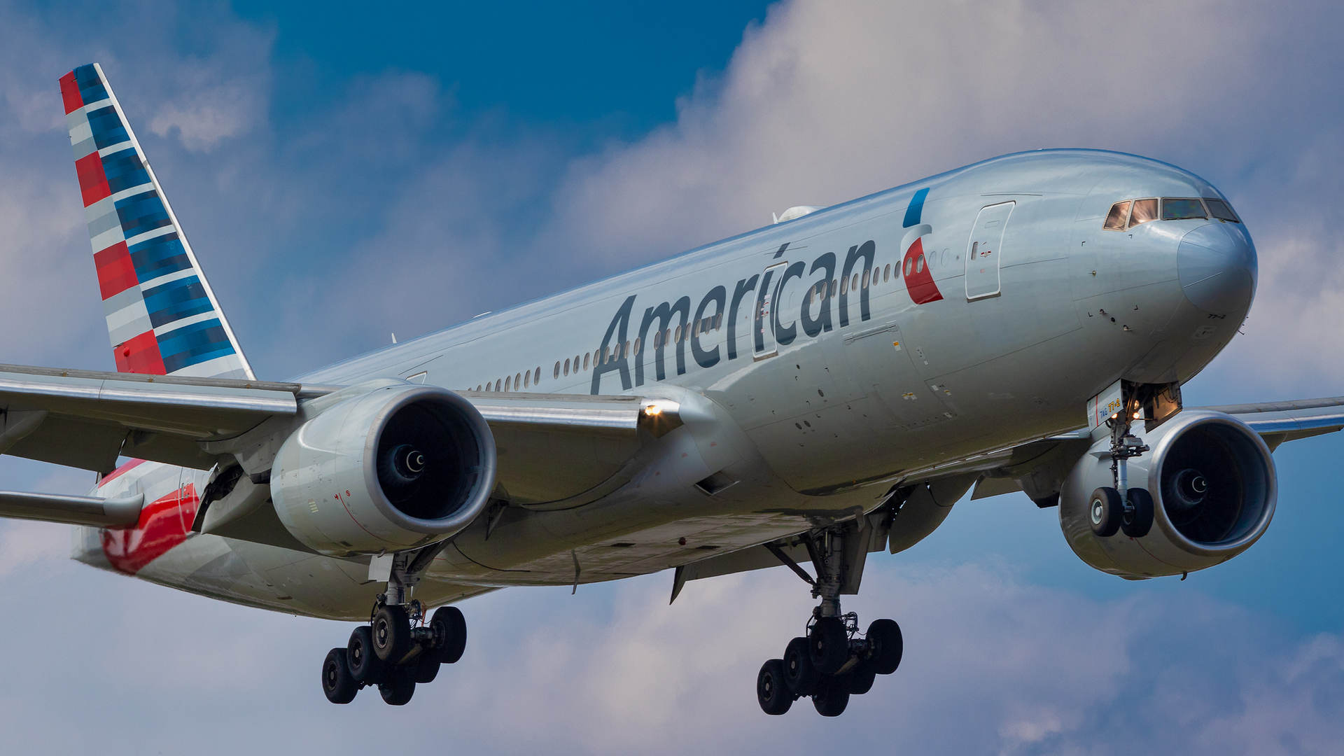 02172019 American Airlines B772 N776 An Kmia Nasedit 32206383107 6111326fcf827