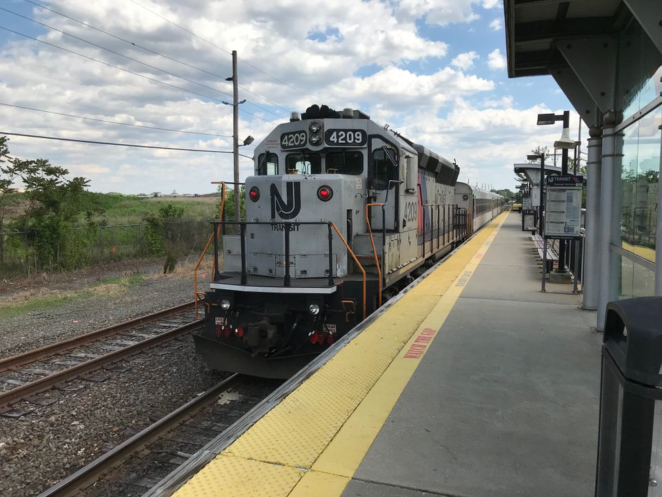 An Atlantic City Rail Line train leaves Cherry Hill station after picking up passengers. Depending on the results of a study, trains could stop at a new Atlantic City Airport station, which is being supported by the newly formed AC rail line coalition.