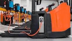 Nearly a quarter of all Toyota electric-powered forklift trucks ordered for delivery in the UK now feature lithium-ion battery (LiB) technology.
