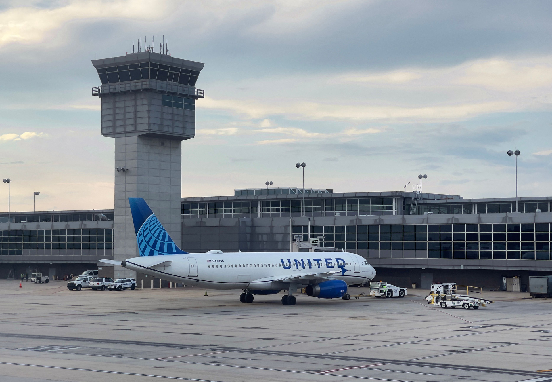 A United Airlines Airbus 320-232 is seen parked at Dulles Washington International Airport in Dulles, Virginia on August 14, 2021.