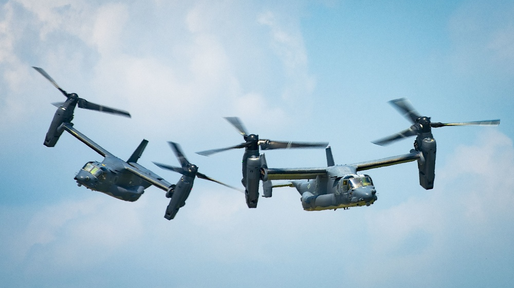 U.S. Air Force 1st Special Operations Wing CV-22 Ospreys from Hurlburt Field, Fla., performs an airpower demonstration as part of EAA AirVenture Oshkosh 2021, at Wittman Regional Airport, Wis., Aug. 1, 2021. Air Commandos sharpen their personnel recovery and global access skills to ensure they&rsquo;re prepared for real-world contingencies and catastrophic events.