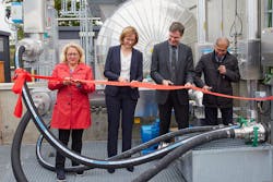 Svenja Schulze, Federal Minister for the Environment, Dorothea von Boxberg, CEO Lufthansa Cargo, Dr. Dietrich Brockhagen, Managing Director atmosfair, Prof. Mojib Latif, climate researcher. Svenja Schulze, Federal Minister for the Environment, Dorothea von Boxberg, CEO Lufthansa Cargo, Dr. Dietrich Brockhagen, Managing Director atmosfair, Prof. Mojib Latif, climate researcher.