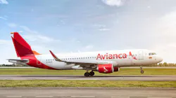 Avianca Canada 61966704533ab