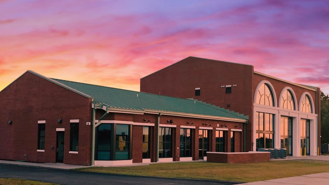 Coastal Carolina Regional Airport (EWN) is proud to announce the completion of its new Aircraft Rescue and Fire Fighting (ARFF) facility.