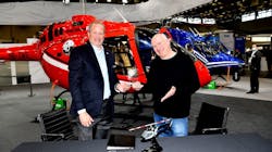 Kayfly Signing 2 619672a88e25b Kayfly Signing 2 619672a88e25b