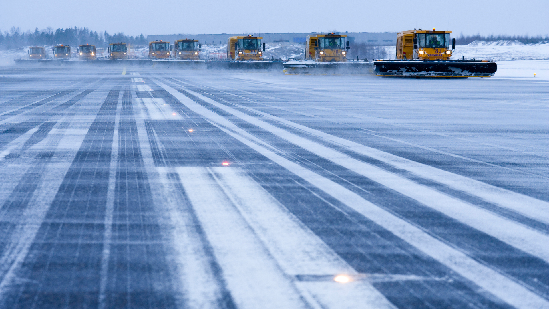 The airport company Finavia has signed a deal with NAVBLUE, becoming the first airport company to adopt RunwaySense, NAVBLUE&rsquo;s collaborative web-based platform for runway condition reporting activities.