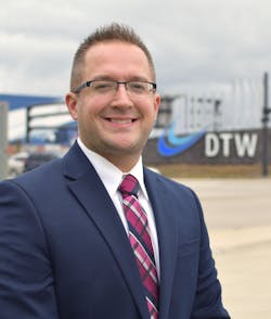 Paul Swift Photo 1 Closeup 6185851543c43 Paul Swift Photo 1 Closeup 6185851543c43