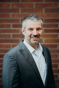 Headshot 6185828ee96ee Headshot 6185828ee96ee