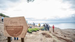 VINCI Airports teams contribute to tree planting campaigns in Tavira forest and on Porto Santo island. VINCI Airports teams contribute to tree planting campaigns in Tavira forest and on Porto Santo island.