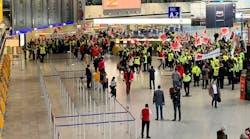 Frankfurt Airport Strike At Fra Photo Barig