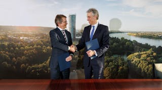 Martin Thomsen, Air BP SVP, (left) and Frank Appel, CEO Deutsche Post DHL Group.