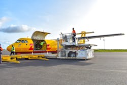 Monrovia Isago 62503653b38ad Monrovia Isago 62503653b38ad