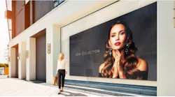 With maximum brightness of 3,500 nits, the new LG LWBC Window Facing series is visible in direct sunlight and provides one of LG’s most affordable high-brightness DVLED solutions.