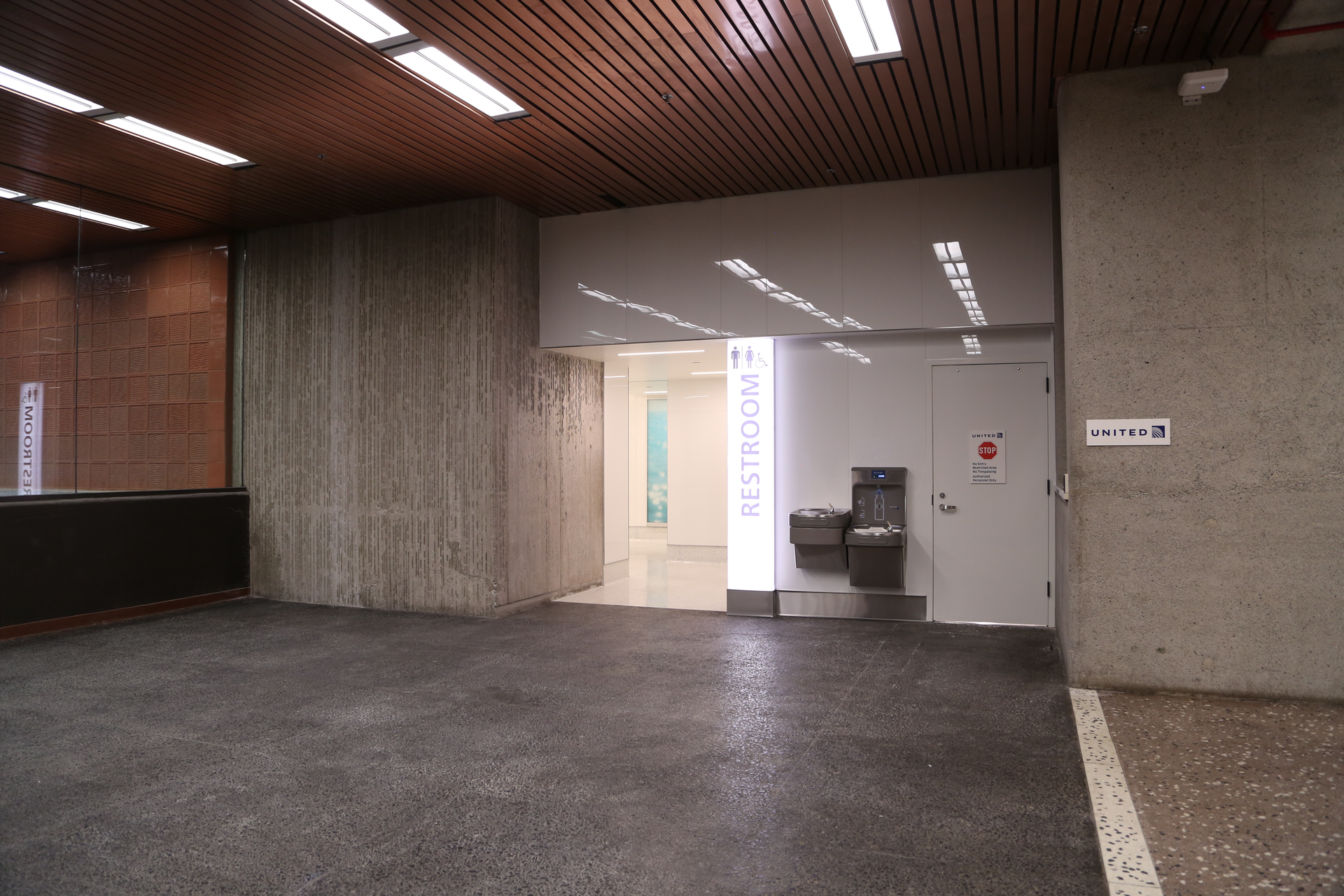 Hdr Hnl Restrooms 6 62431521dd2e1 62791fccb92e1