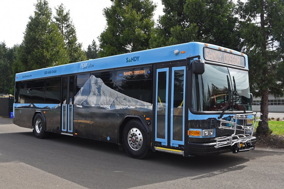 Complete Coach Works (CCW), a bus remanufacturer, has delivered the Sandy Area Metro&rsquo;s (City of Sandy) first fully refurbished 2008 35-foot Gillig diesel transit bus.